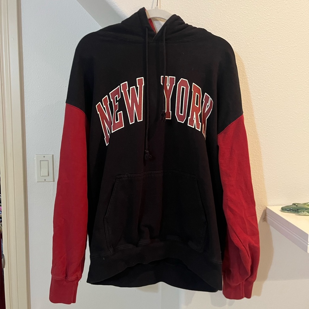 Brandy Melville “New York” hoodie